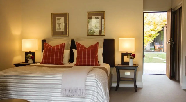 Mt Rosa Lodge Boutique Vineyard Accommodation, Забронировать Отель Гиббстон Отаго