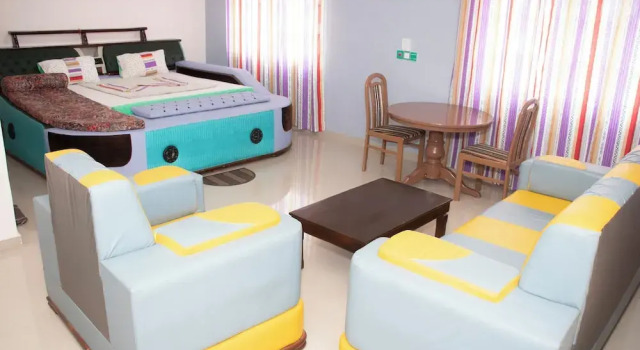 Люкс Alafia Hotel Ketou