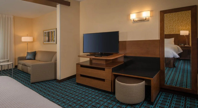 Fairfield Inn & Suites by Marriott Washington, Buchen Sie Hotel Washington North Carolina