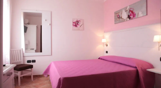 B&B Villa Isa, Varaa Bed and Breakfast Brivadi 