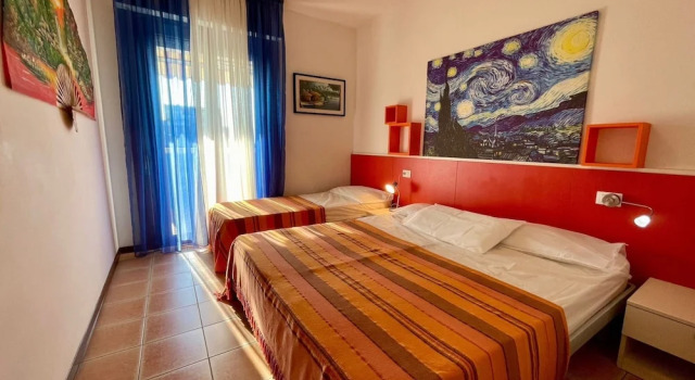Апартаменты c 1 комнатой с балконом и с видом на город One-bedroom Flat With Shared Pool