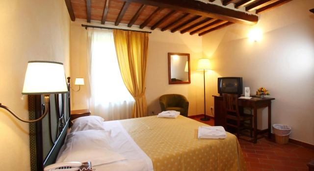 La Locanda Del Ponte, Buchen Sie Hotel Monticiano 