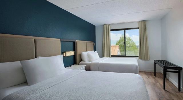 Четырёхместный люкс SpringHill Suites by Marriott Pittsburgh Washington