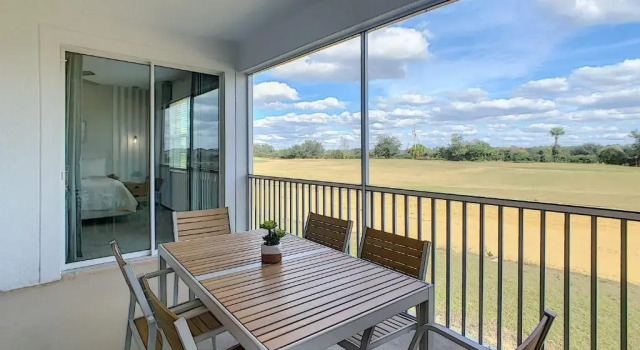 Апартаменты Brand New 3BR condo with unlimited club house access near Disney
