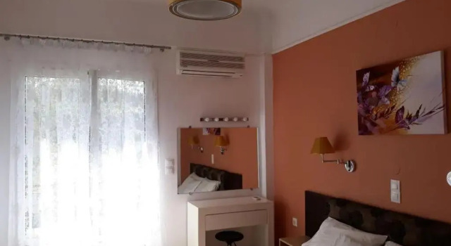 Студия Dolphin Apartments