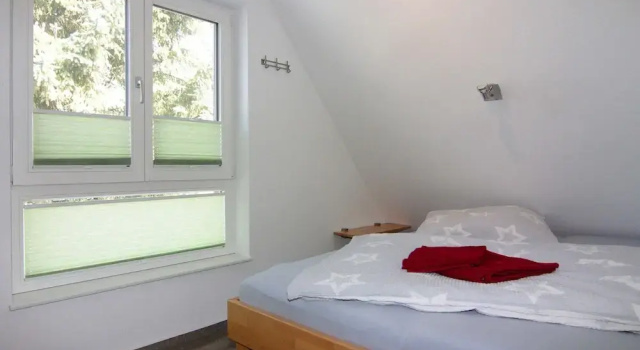 Коттедж Comfort с 3 комнатами Semi-detached house, Zingst