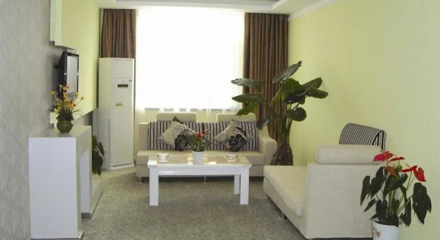 Jiaonan Jin Lan Business Hotel