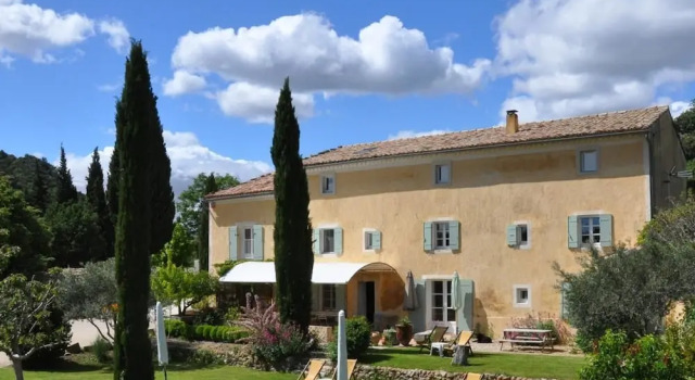 Le Mas de la Lause, Rezervați Hotel Le Barroux Mont Ventoux