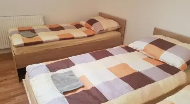 Ubytování Žižkova Pacov, Rezerwuj Pensjonat Hotele w Central Bohemia z parkingiem, Parking
