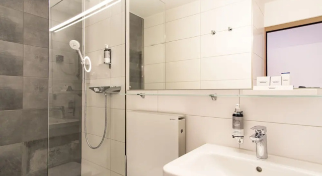 Одноместный номер Business с балконом Hotel Berlin