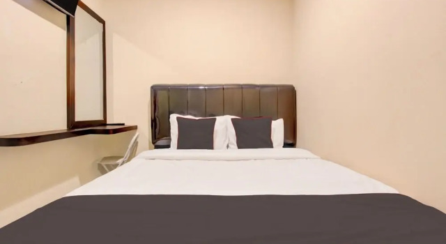 Camera Standard Hotel O Mataram Residence