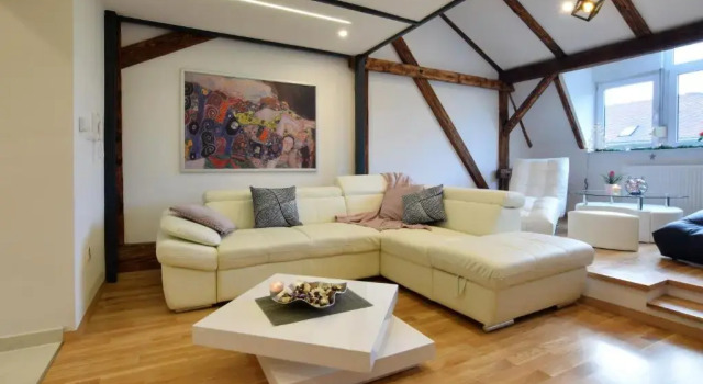 Апартаменты Liberty Urban Short Stay Rooms