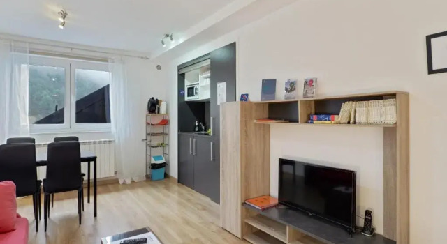 Studio at Arinsal 100 m away from the slopes with wifi