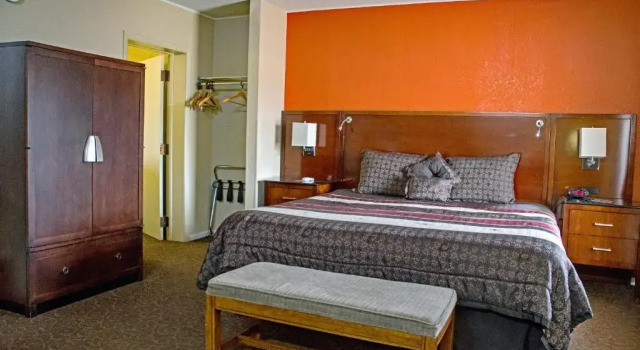 Номер Standard Americas Best Inn and Suites Emporia