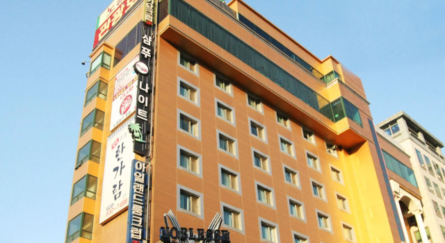 Noblesse Tourist Hotel