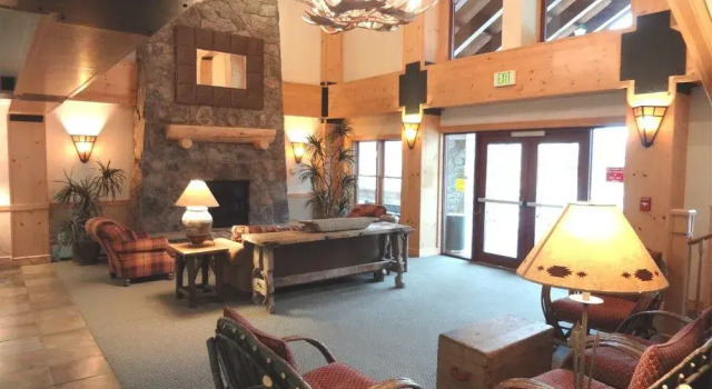Copper Springs Lodge, Забронировать Отель Отели Коппер-Маунтин с парковкой, Парковка