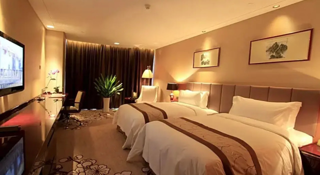 Двухместный номер Standard Zhangjiagang Zhonglian GDH International  Hotel