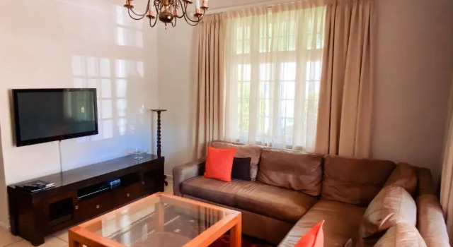 Апартаменты с 2 комнатами с видом на сад 5 Camp Street Guesthouse & Self-catering
