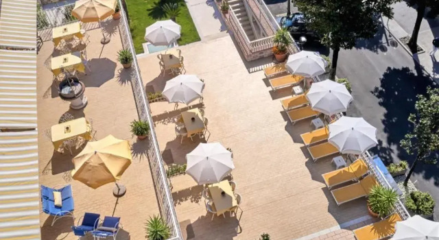 Residence La Cioca, Prenota Hotel Hotel a Veneto con piscina, Piscina