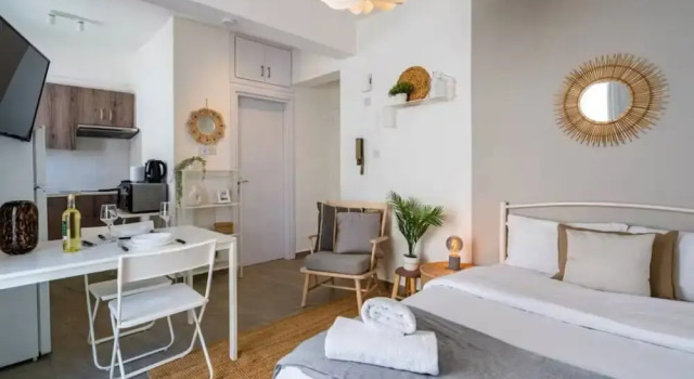Orchid Cozy Studio & Balcony in Larnaca, Book Hotel Larnaka Larnaca Region