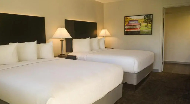 Standard- tredobbelt værelse Americana Modern Hotel