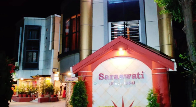 Hotel Saraswati, Забронировать Отель Отели штата Раджастхана с парковкой, Парковка