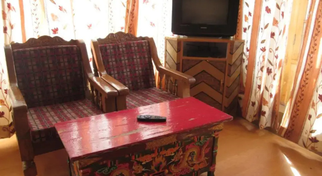 New Moon Guest House, Забронировать Гостевой дом Гостевые дома Лех, рядом с Namgyal Tsemo Gompa, Гостевой дом