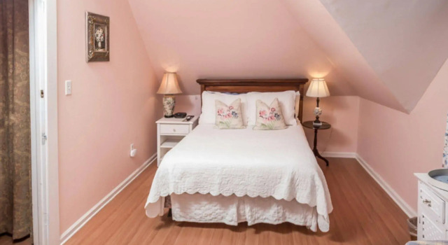 Cedar Crest Inn