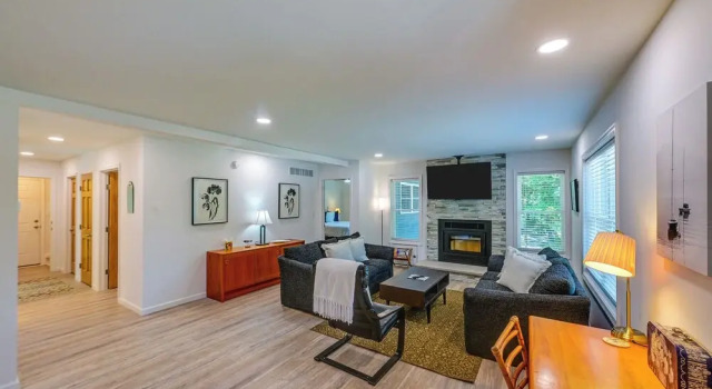 Coastal Comfort: Rehoboth Beach Getaway w/ Porch!