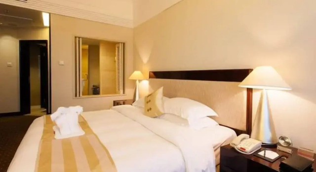 Tienyow Grand Hotel, Rezervasyon Otel Haikou Hainan