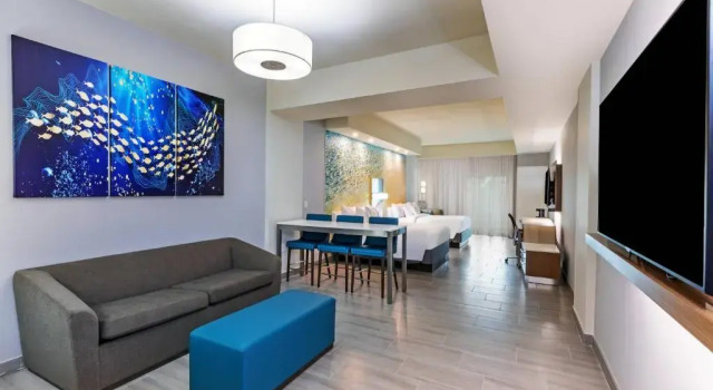 Четырёхместный номер Standard с частичным видом на океан Courtyard South Padre Island