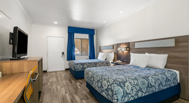 Четырёхместный номер Standard Americas Best Value Inn and Suites -Yucca Valley