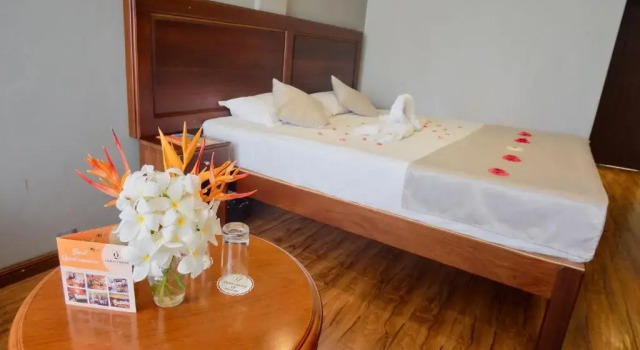 Двухместный номер Superior Gold Crest Hotel