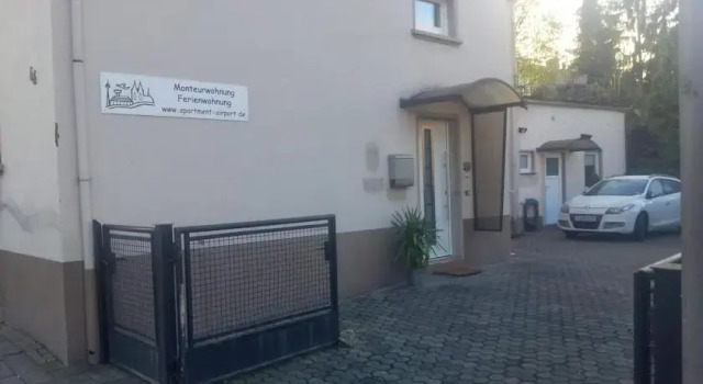 Apartment Airport, Забронировать Апартаменты/квартира Урбах Кельн