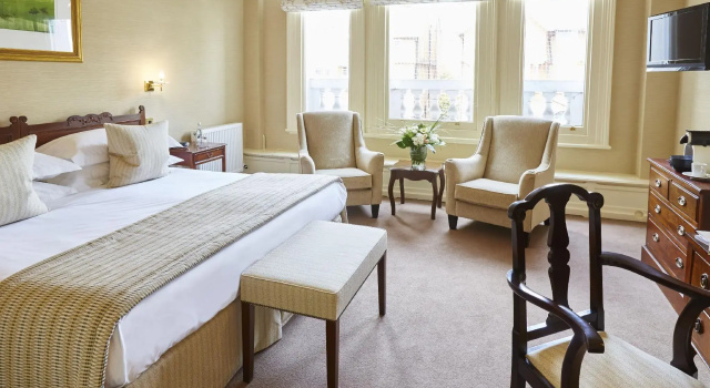 Номер Deluxe The Grand Hotel