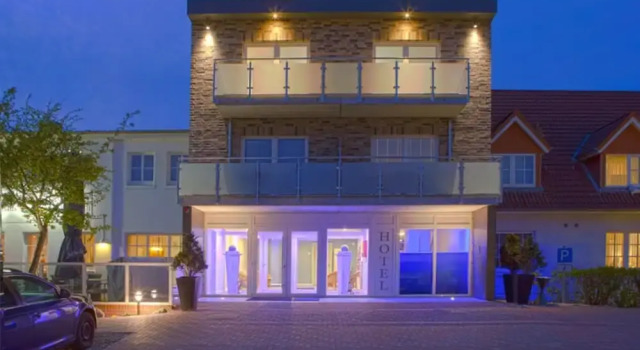 Landhaus Sterdebüll, Забронировать Отель Борделум Nordfriesland