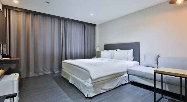 Номер Business The First Hotel