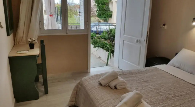 Студия Theodora Studios & Apartments