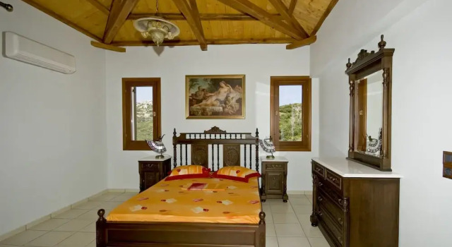 Вилла Executive Villa Manolia