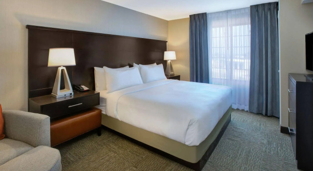 Staybridge Suites Benton Harbor - St. Joseph by IHG, Rezerwuj Hotel Benton Harbor Michigan