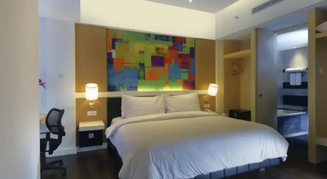 Camera Deluxe Brits Hotel Karawang