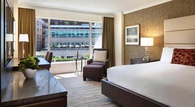 Двухместный номер Fairmont с видом на город Fairmont Waterfront