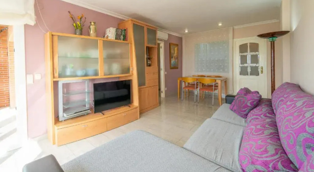 HomeHolidaysRentals Royal, Забронировать Отель Отели Пинеда-де-Мар с парковкой, Парковка