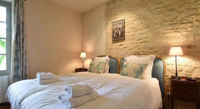 Luxurious Mansion in Castle Grounds in Lantheuil, Забронировать Дом для отпуска  