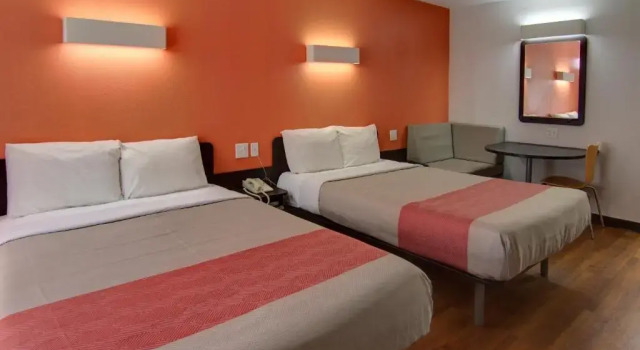 Четырёхместный номер Standard Motel 6-West Monroe, LA