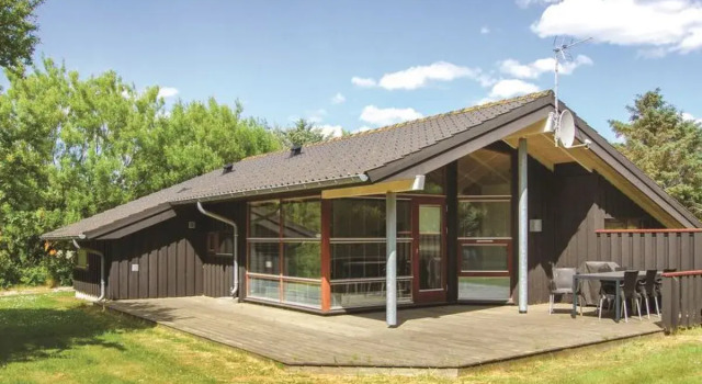 "Emeli" - 1.5km from the sea in NW Jutland, Rezervovat Hotel Hjorring 