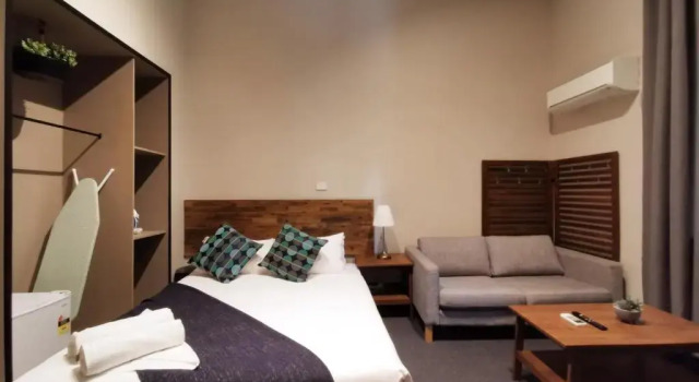 Двухместный номер Standard с балконом City Budget Hotel