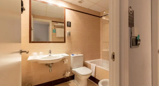 Трёхместный номер VTZ Hotel El Príncipe
