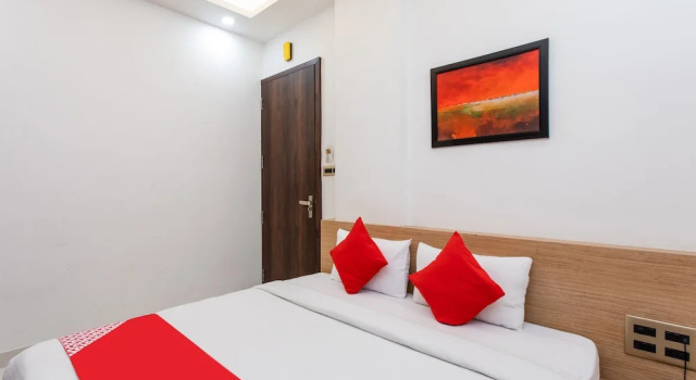 Номер Deluxe Capital O 27658 Hotel New Mohit Regency
