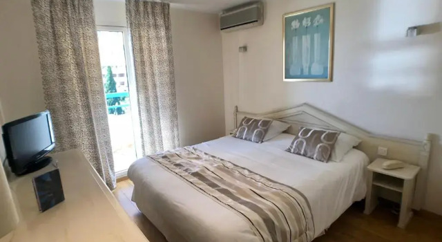 Двухместный номер Standard с частичным видом на море Hôtel Méditerranée